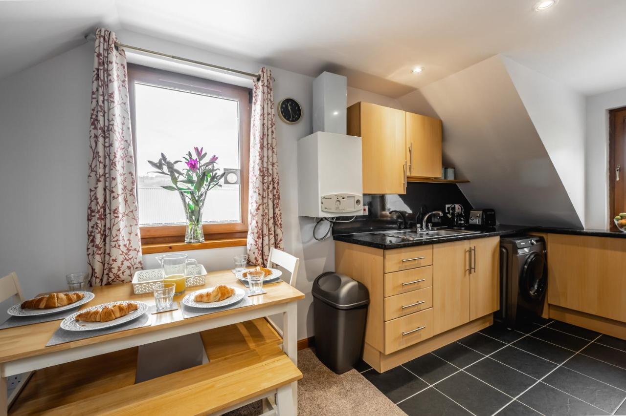 Aldo'S Place Dingwall Dış mekan fotoğraf